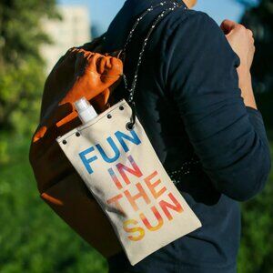 Fun in the Sun - 750ml Water Wine Beverage Canvas Canteen Reusable NWT
